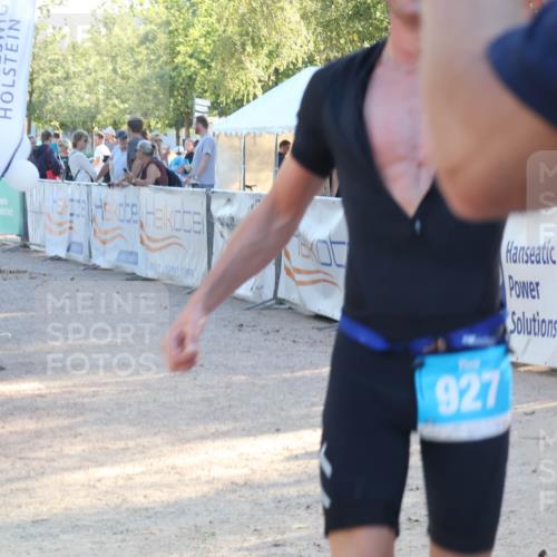 07.09.2025 - 19. Norderstedt Triathlon Luisa Fischer http://msf.ph/oto/8740579 07.09.2025 16:53:30 Ziel 927 meine-sportfotos.de