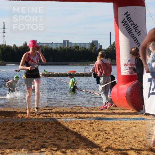 07.09.2025 - 19. Norderstedt Triathlon Luisa Fischer http://msf.ph/oto/8740588 07.09.2025 09:30:52 Schwimmen 575, 578, 596, 597, 602, 616, 620, 621, 624 meine-sportfotos.de