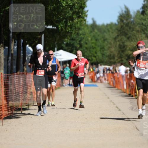 07.09.2025 - 19. Norderstedt Triathlon Michael Strokosch http://msf.ph/oto/8740608 07.09.2025 12:30:54 Laufen 710, 1300, 1320, 1372 meine-sportfotos.de