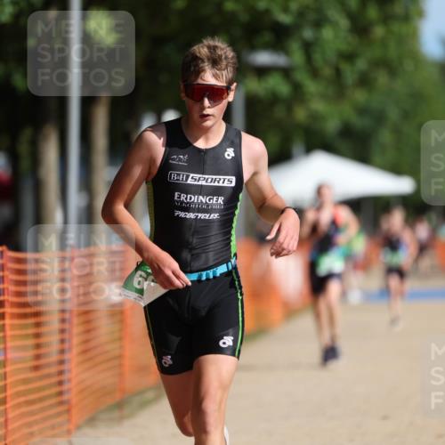 07.09.2025 - 19. Norderstedt Triathlon Michael Strokosch http://msf.ph/oto/8740611 07.09.2025 10:56:00 Laufen 89, 109, 668 meine-sportfotos.de