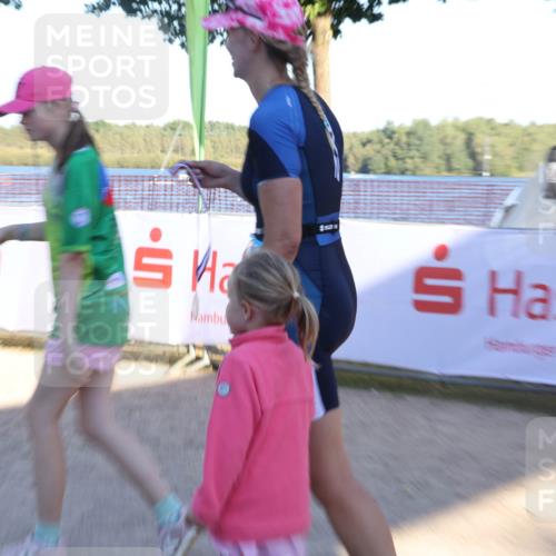 07.09.2025 - 19. Norderstedt Triathlon Luisa Fischer http://msf.ph/oto/8740634 07.09.2025 16:54:21 Ziel 1083, 1470 meine-sportfotos.de