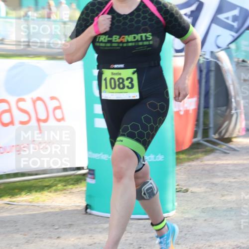 07.09.2025 - 19. Norderstedt Triathlon Luisa Fischer http://msf.ph/oto/8740650 07.09.2025 16:54:23 Ziel 1083 meine-sportfotos.de