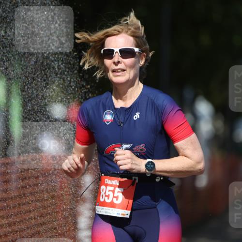 07.09.2025 - 19. Norderstedt Triathlon Michael Strokosch http://msf.ph/oto/8740671 07.09.2025 13:49:30 Laufen 855 meine-sportfotos.de