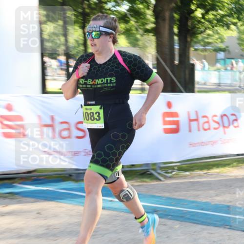 07.09.2025 - 19. Norderstedt Triathlon Luisa Fischer http://msf.ph/oto/8740672 07.09.2025 16:54:24 Ziel 1083 meine-sportfotos.de