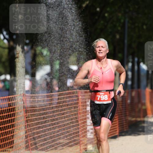 07.09.2025 - 19. Norderstedt Triathlon Michael Strokosch http://msf.ph/oto/8740723 07.09.2025 13:07:04 Laufen 183, 798 meine-sportfotos.de