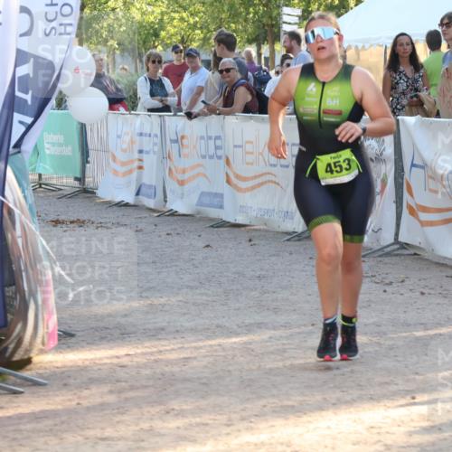 07.09.2025 - 19. Norderstedt Triathlon Luisa Fischer http://msf.ph/oto/8740733 07.09.2025 16:54:40 Ziel 453 meine-sportfotos.de