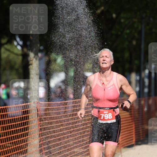 07.09.2025 - 19. Norderstedt Triathlon Michael Strokosch http://msf.ph/oto/8740735 07.09.2025 13:07:04 Laufen 183, 798 meine-sportfotos.de