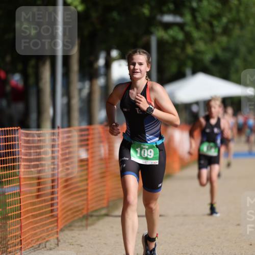 07.09.2025 - 19. Norderstedt Triathlon Michael Strokosch http://msf.ph/oto/8740751 07.09.2025 10:56:05 Laufen 109, 114, 668 meine-sportfotos.de