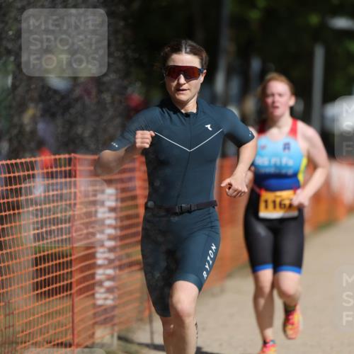 07.09.2025 - 19. Norderstedt Triathlon Michael Strokosch http://msf.ph/oto/8740766 07.09.2025 11:52:36 Laufen 1167, 1227, 1377 meine-sportfotos.de