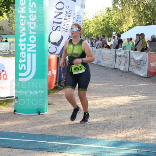 07.09.2025 - 19. Norderstedt Triathlon Luisa Fischer http://msf.ph/oto/8740769 07.09.2025 16:54:42 Ziel 453 meine-sportfotos.de