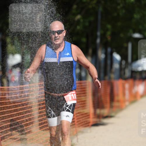 07.09.2025 - 19. Norderstedt Triathlon Michael Strokosch http://msf.ph/oto/8740828 07.09.2025 12:31:02 Laufen 710, 1320, 1372 meine-sportfotos.de
