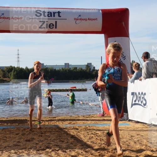 07.09.2025 - 19. Norderstedt Triathlon Luisa Fischer http://msf.ph/oto/8740846 07.09.2025 09:31:15 Schwimmen 555, 564, 608, 610 meine-sportfotos.de