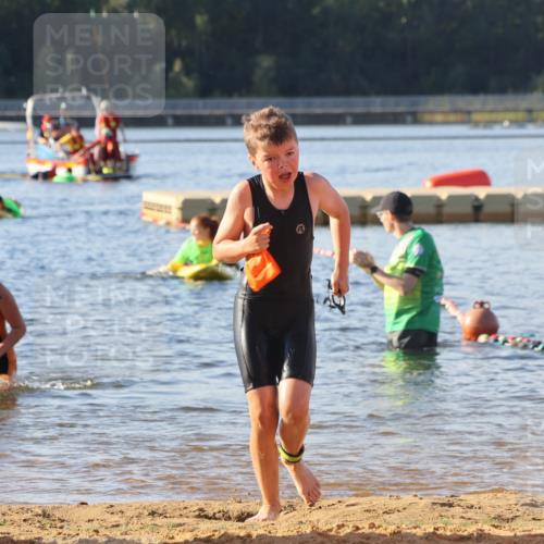 07.09.2025 - 19. Norderstedt Triathlon Luisa Fischer http://msf.ph/oto/8740918 07.09.2025 09:31:20 Schwimmen 555, 571, 574, 579, 608, 610, 632 meine-sportfotos.de