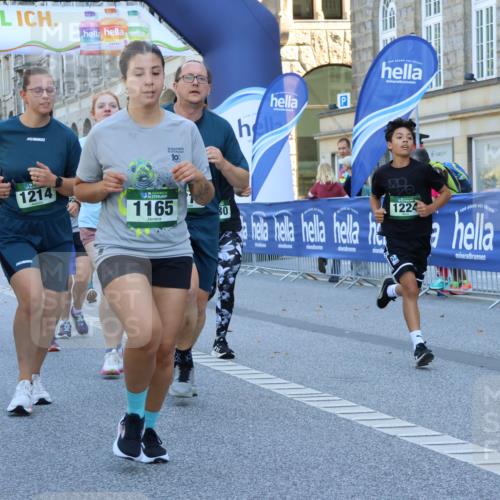 07.09.2025 - BARMER Alsterlauf Strokosch-Dieckow http://msf.ph/oto/8740936 07.09.2025 11:42:19 Ziel 1005, 1060, 1074, 1075, 1109, 1124, 1190, 1227, 1228, 1229, 2926, 2927, 8196, 8320, 8430, 8473 meine-sportfotos.de
