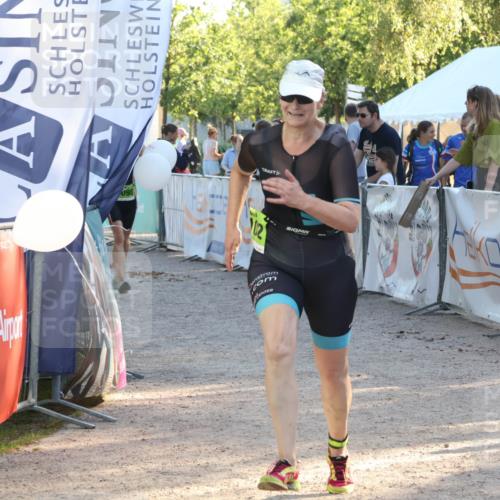 07.09.2025 - 19. Norderstedt Triathlon Luisa Fischer http://msf.ph/oto/8740948 07.09.2025 16:55:40 Ziel 1102 meine-sportfotos.de