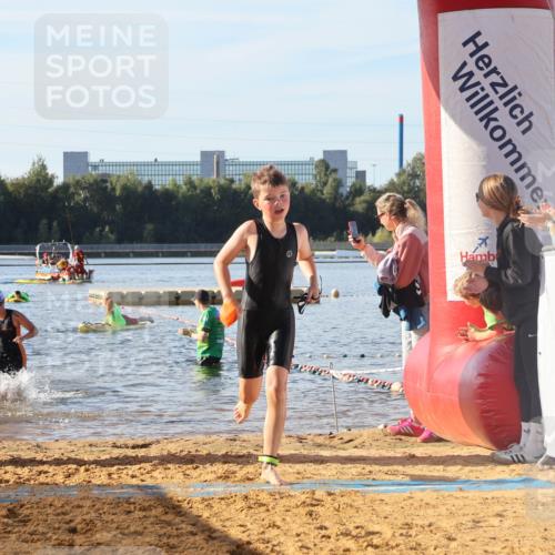07.09.2025 - 19. Norderstedt Triathlon Luisa Fischer http://msf.ph/oto/8740950 07.09.2025 09:31:21 Schwimmen 555, 571, 574, 579, 608, 610, 632 meine-sportfotos.de