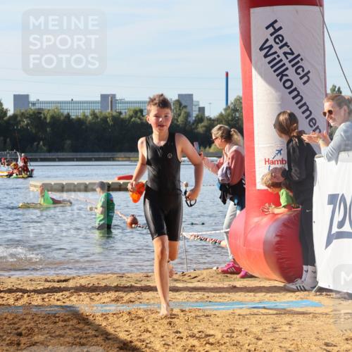07.09.2025 - 19. Norderstedt Triathlon Luisa Fischer http://msf.ph/oto/8740953 07.09.2025 09:31:22 Schwimmen 555, 571, 574, 579, 608, 610, 632 meine-sportfotos.de