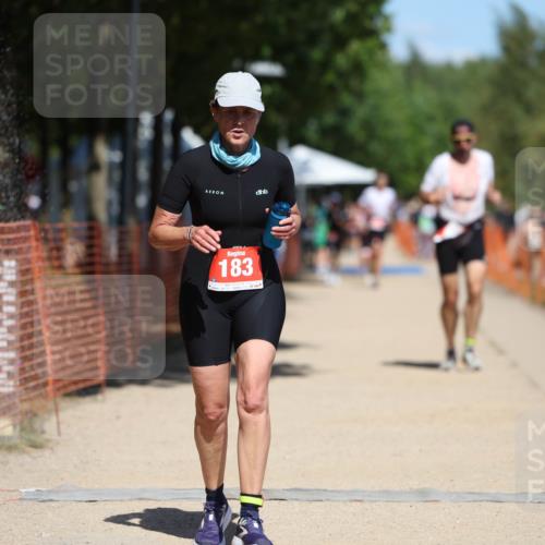 07.09.2025 - 19. Norderstedt Triathlon Michael Strokosch http://msf.ph/oto/8740962 07.09.2025 13:07:10 Laufen 183, 187 meine-sportfotos.de