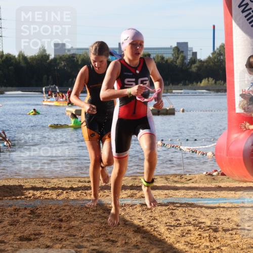 07.09.2025 - 19. Norderstedt Triathlon Luisa Fischer http://msf.ph/oto/8741011 07.09.2025 09:31:26 Schwimmen 571, 574, 579, 608, 632 meine-sportfotos.de