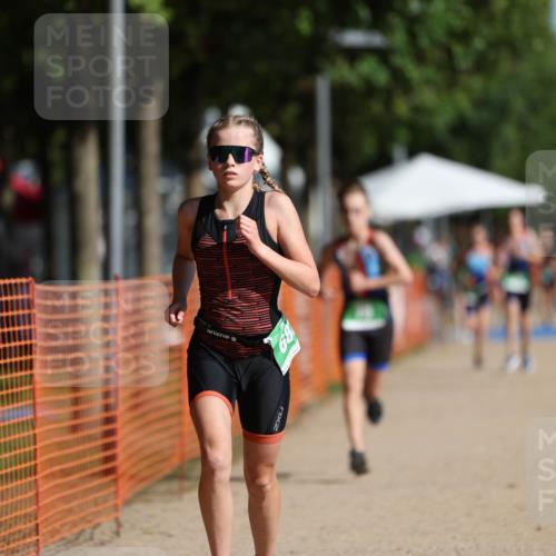 07.09.2025 - 19. Norderstedt Triathlon Michael Strokosch http://msf.ph/oto/8741042 07.09.2025 10:56:12 Laufen 70, 114, 682 meine-sportfotos.de