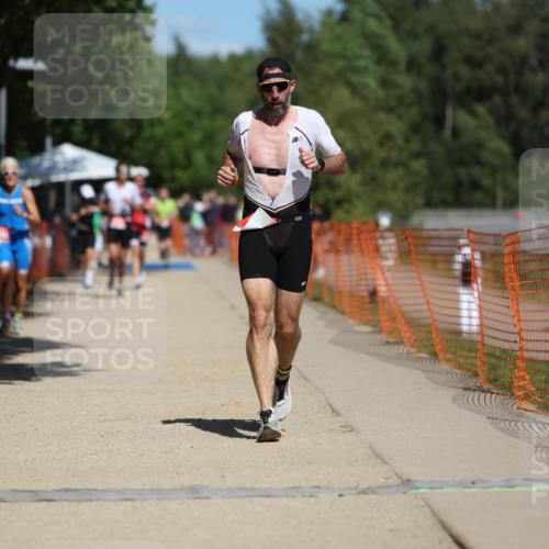 07.09.2025 - 19. Norderstedt Triathlon Michael Strokosch http://msf.ph/oto/8741048 07.09.2025 13:07:13 Laufen 183, 187, 1248 meine-sportfotos.de