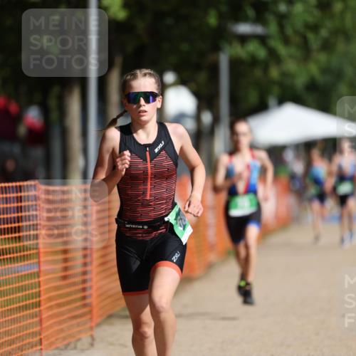 07.09.2025 - 19. Norderstedt Triathlon Michael Strokosch http://msf.ph/oto/8741060 07.09.2025 10:56:12 Laufen 70, 114, 682 meine-sportfotos.de