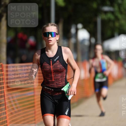 07.09.2025 - 19. Norderstedt Triathlon Michael Strokosch http://msf.ph/oto/8741075 07.09.2025 10:56:13 Laufen 70, 114, 682 meine-sportfotos.de