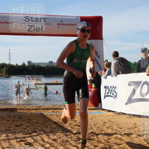 07.09.2025 - 19. Norderstedt Triathlon Luisa Fischer http://msf.ph/oto/8741085 07.09.2025 09:31:35 Schwimmen 560, 574, 579, 581, 632 meine-sportfotos.de