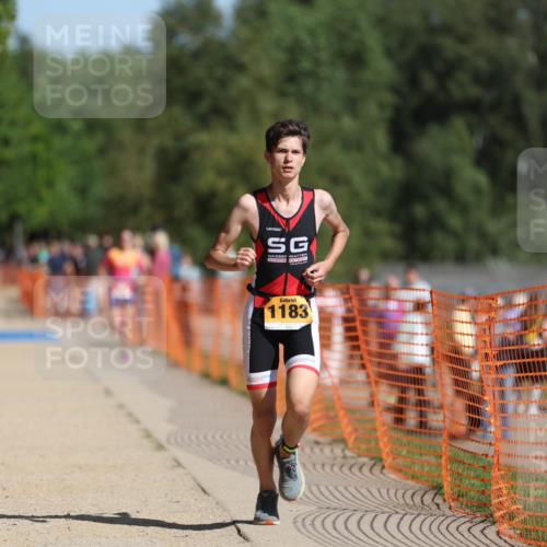 07.09.2025 - 19. Norderstedt Triathlon Michael Strokosch http://msf.ph/oto/8741088 07.09.2025 11:53:03 Laufen 1183 meine-sportfotos.de