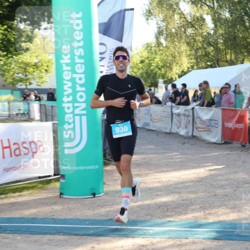 07.09.2025 - 19. Norderstedt Triathlon Luisa Fischer http://msf.ph/oto/8741095 07.09.2025 16:56:14 Ziel 930 meine-sportfotos.de
