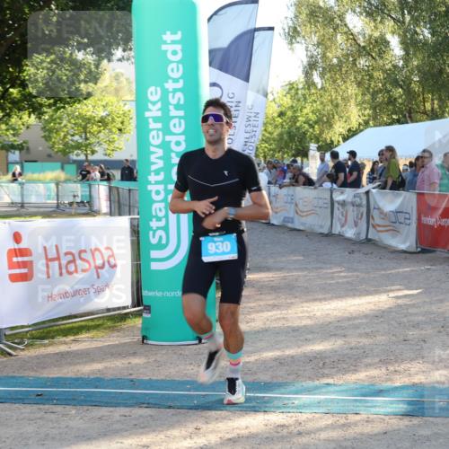07.09.2025 - 19. Norderstedt Triathlon Luisa Fischer http://msf.ph/oto/8741103 07.09.2025 16:56:14 Ziel 930 meine-sportfotos.de