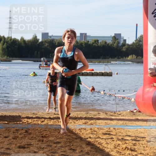 07.09.2025 - 19. Norderstedt Triathlon Luisa Fischer http://msf.ph/oto/8741111 07.09.2025 09:31:39 Schwimmen 560, 581, 626 meine-sportfotos.de