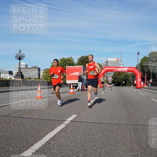 07.09.2025 - BARMER Alsterlauf Yannick Fuchs http://msf.ph/oto/8741175 07.09.2025 09:27:50 Laufen 5641, 3926 meine-sportfotos.de