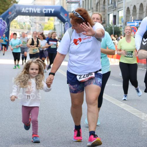 07.09.2025 - BARMER Alsterlauf Strokosch-Dieckow http://msf.ph/oto/8741176 07.09.2025 10:18:26 Ziel 2063, 2099, 2267, 2554, 2625, 3084, 3092, 3143, 3499, 4071, 4477, 4780, 4869, 8063 meine-sportfotos.de