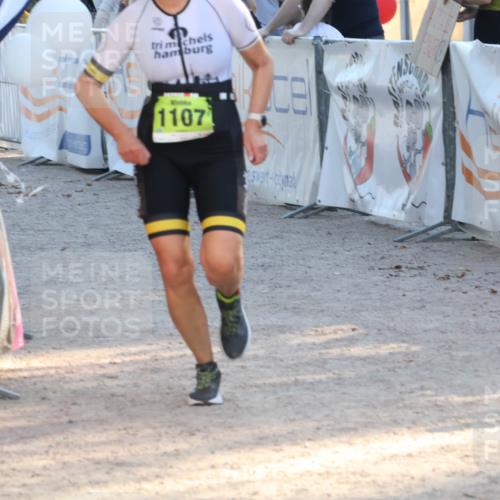 07.09.2025 - 19. Norderstedt Triathlon Luisa Fischer http://msf.ph/oto/8741211 07.09.2025 16:56:49 Ziel 1107 meine-sportfotos.de