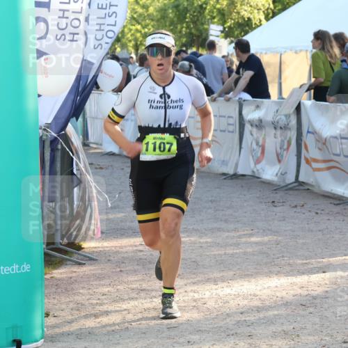 07.09.2025 - 19. Norderstedt Triathlon Luisa Fischer http://msf.ph/oto/8741231 07.09.2025 16:56:50 Ziel 1107 meine-sportfotos.de