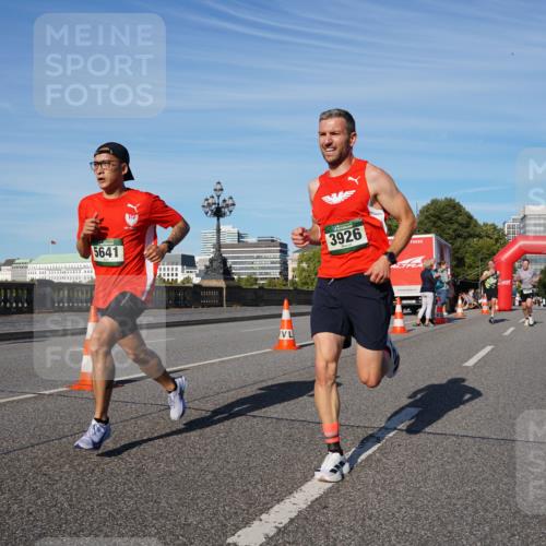07.09.2025 - BARMER Alsterlauf Yannick Fuchs http://msf.ph/oto/8741238 07.09.2025 09:27:51 Laufen 5641, 3926 meine-sportfotos.de