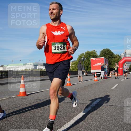 07.09.2025 - BARMER Alsterlauf Yannick Fuchs http://msf.ph/oto/8741262 07.09.2025 09:27:51 Laufen 36, 3926 meine-sportfotos.de
