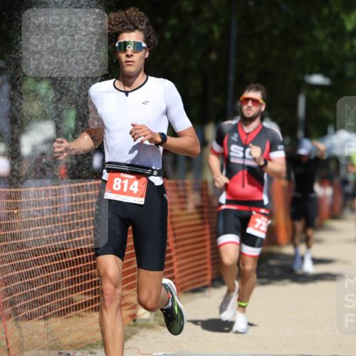 07.09.2025 - 19. Norderstedt Triathlon Michael Strokosch http://msf.ph/oto/8741269 07.09.2025 13:07:23 Laufen 718, 732, 814, 1248, 1384 meine-sportfotos.de