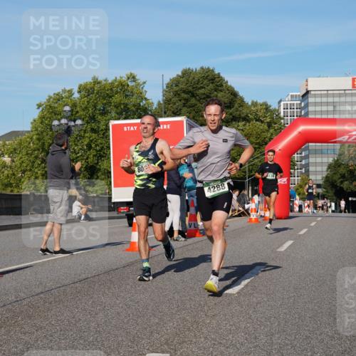 07.09.2025 - BARMER Alsterlauf Yannick Fuchs http://msf.ph/oto/8741302 07.09.2025 09:27:53 Laufen 80, 4288 meine-sportfotos.de
