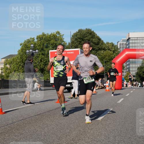 07.09.2025 - BARMER Alsterlauf Yannick Fuchs http://msf.ph/oto/8741310 07.09.2025 09:27:53 Laufen 1, 8037, 1, 4288, 4138 meine-sportfotos.de