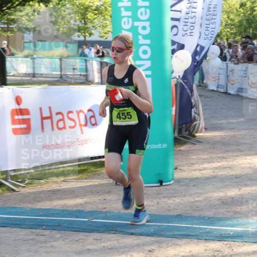 07.09.2025 - 19. Norderstedt Triathlon Luisa Fischer http://msf.ph/oto/8741312 07.09.2025 16:57:07 Ziel 455 meine-sportfotos.de