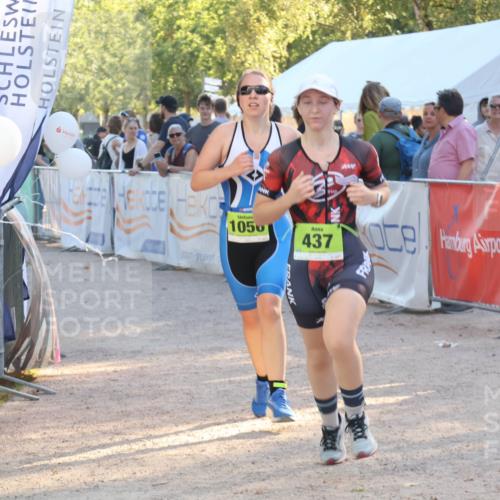 07.09.2025 - 19. Norderstedt Triathlon Luisa Fischer http://msf.ph/oto/8741367 07.09.2025 16:57:33 Ziel 437, 1056 meine-sportfotos.de
