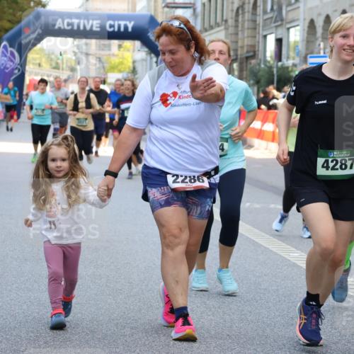 07.09.2025 - BARMER Alsterlauf Strokosch-Dieckow http://msf.ph/oto/8741368 07.09.2025 10:18:25 Ziel 2063, 2099, 2267, 2554, 2625, 3084, 3092, 3143, 3499, 4023, 4071, 4477, 4780, 4869, 8063 meine-sportfotos.de