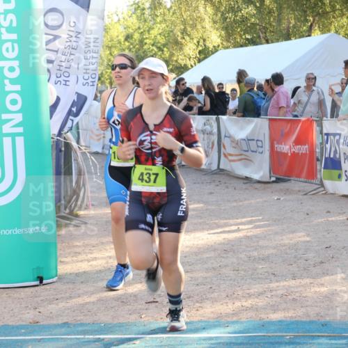07.09.2025 - 19. Norderstedt Triathlon Luisa Fischer http://msf.ph/oto/8741386 07.09.2025 16:57:34 Ziel 437, 1056 meine-sportfotos.de