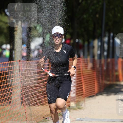 07.09.2025 - 19. Norderstedt Triathlon Michael Strokosch http://msf.ph/oto/8741395 07.09.2025 13:07:29 Laufen 718, 788, 1384 meine-sportfotos.de
