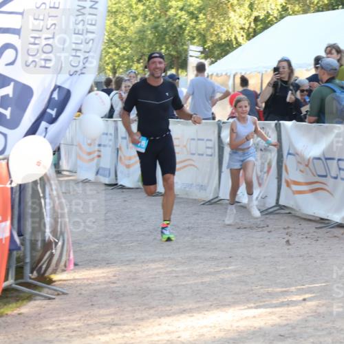 07.09.2025 - 19. Norderstedt Triathlon Luisa Fischer http://msf.ph/oto/8741415 07.09.2025 16:57:49 Ziel 1415 meine-sportfotos.de