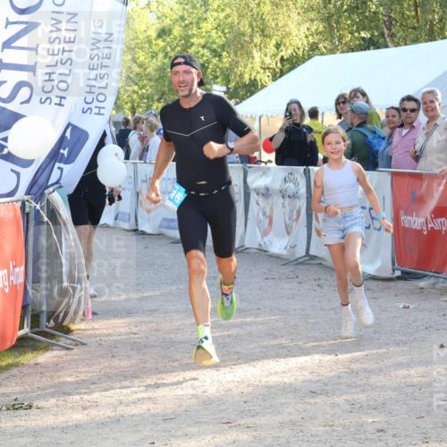 07.09.2025 - 19. Norderstedt Triathlon Luisa Fischer http://msf.ph/oto/8741434 07.09.2025 16:57:51 Ziel 1415 meine-sportfotos.de