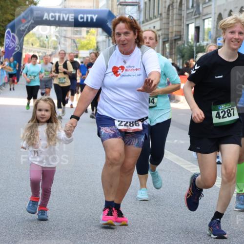 07.09.2025 - BARMER Alsterlauf Strokosch-Dieckow http://msf.ph/oto/8741452 07.09.2025 10:18:25 Ziel 2063, 2099, 2267, 2554, 2625, 3084, 3092, 3143, 3499, 4023, 4071, 4477, 4780, 4869, 8063 meine-sportfotos.de