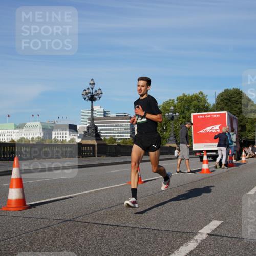 07.09.2025 - BARMER Alsterlauf Yannick Fuchs http://msf.ph/oto/8741490 07.09.2025 09:27:56 Laufen  meine-sportfotos.de